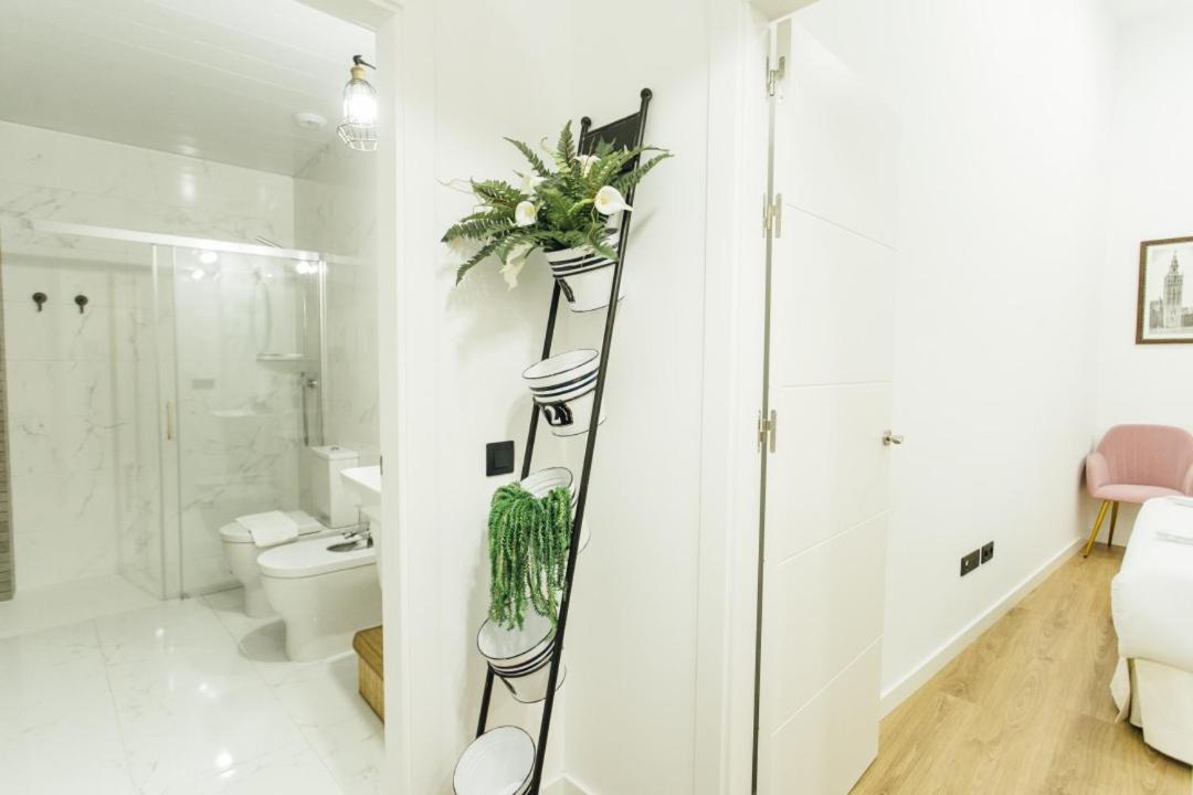 Modern With Seasonal Swimming Pool- 1bd 1bth- Goyeneta * Siviglia